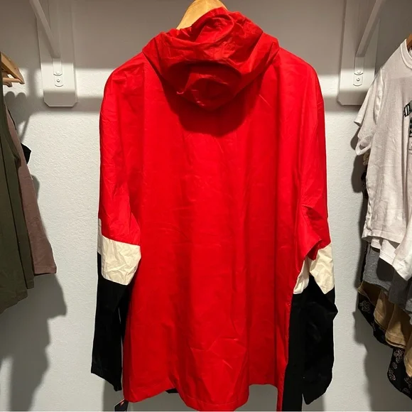 Houston Rockets Red and Black Windbreaker Jacket - Picture 5 of 5